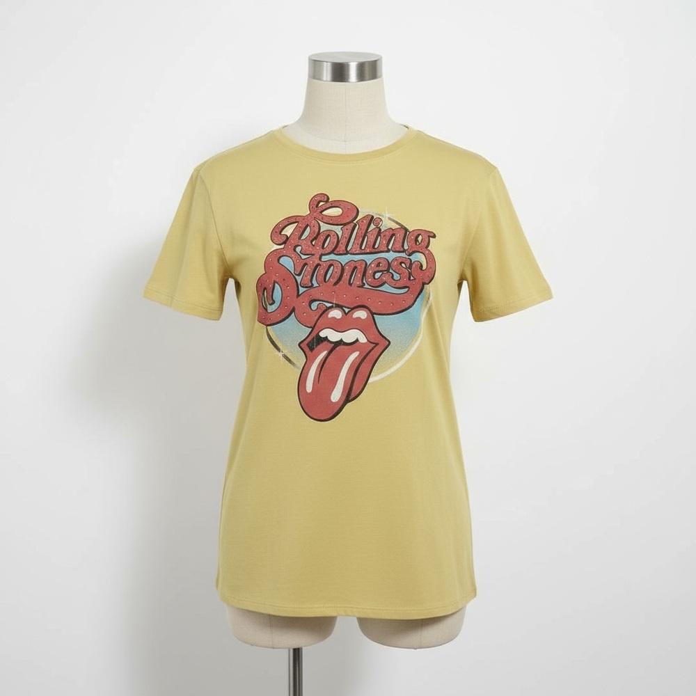 Time and Tru Rolling Stones Graphic Tee Yellow Size L NWOT